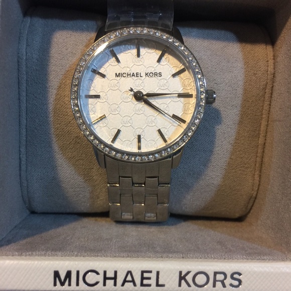 Michael Kors watch - Picture 5 of 7